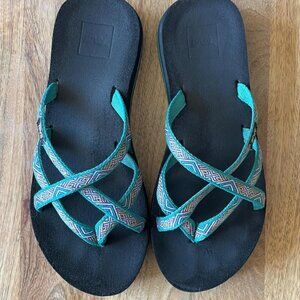 Teva Olowahu flip-flops, turquoise ikat design